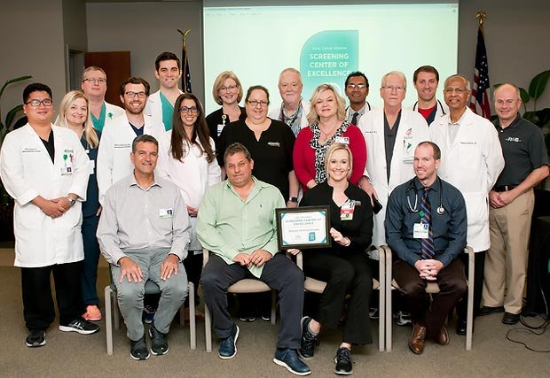 El Instituto Pulmonar del Hospital Manatee Memorial fue nombrado Centro de Detección de Excelencia por la Alianza del Cáncer Pulmonar